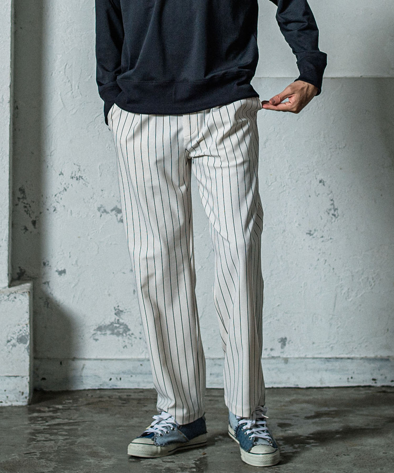 CHRIS　EASY WIDE TUCK PANTS