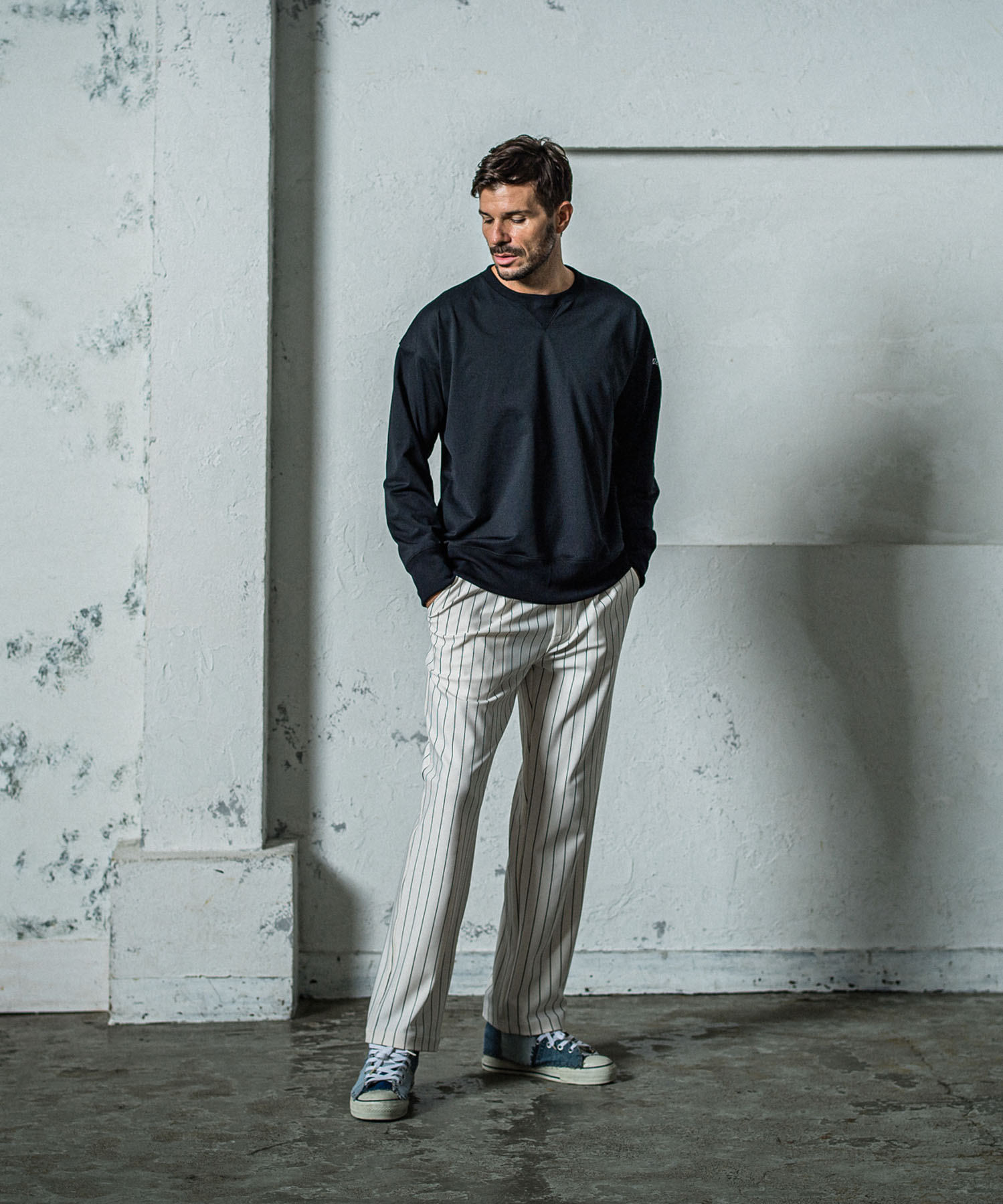 CHRIS　EASY WIDE TUCK PANTS