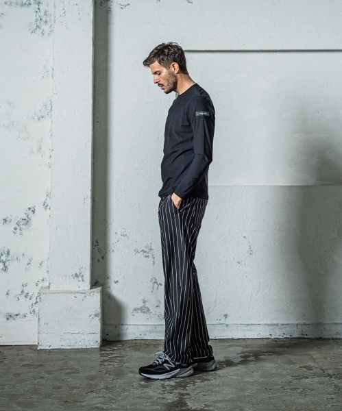 CHRIS　EASY WIDE TUCK PANTS