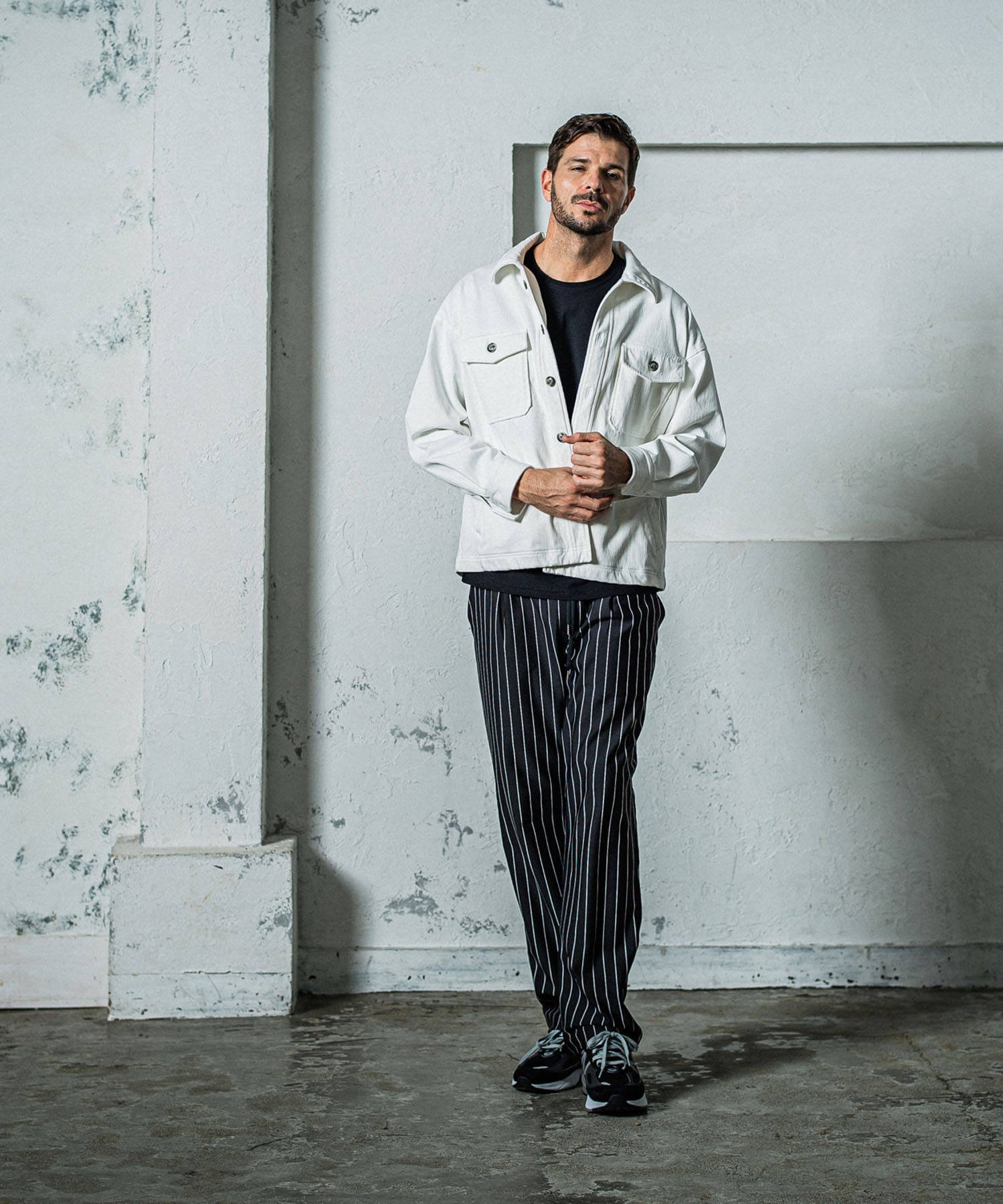 CHRIS　EASY WIDE TUCK PANTS