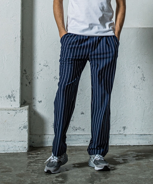 CHRIS　EASY WIDE TUCK PANTS