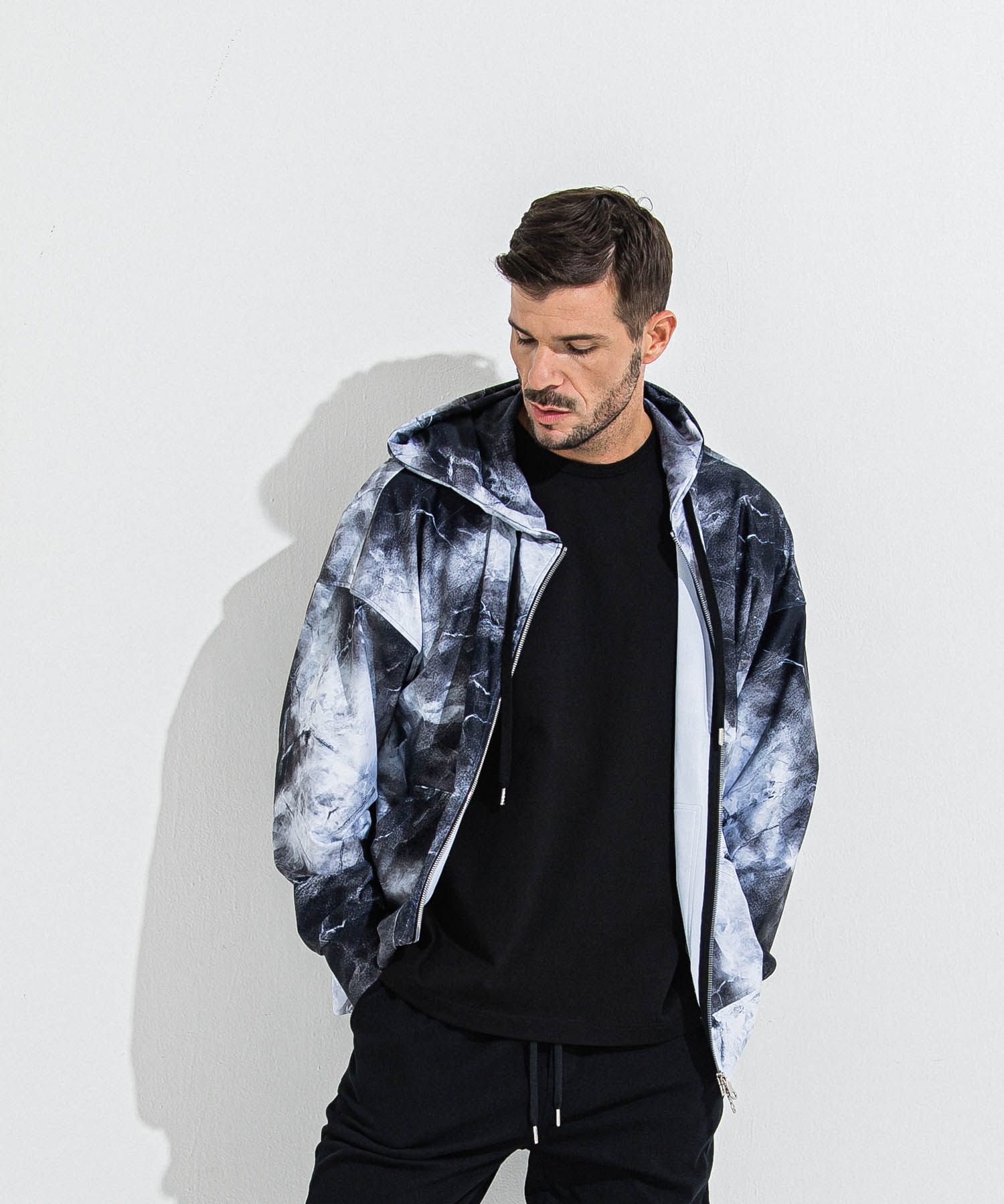 RUSH  OVER  ZIPUP　HOODIE