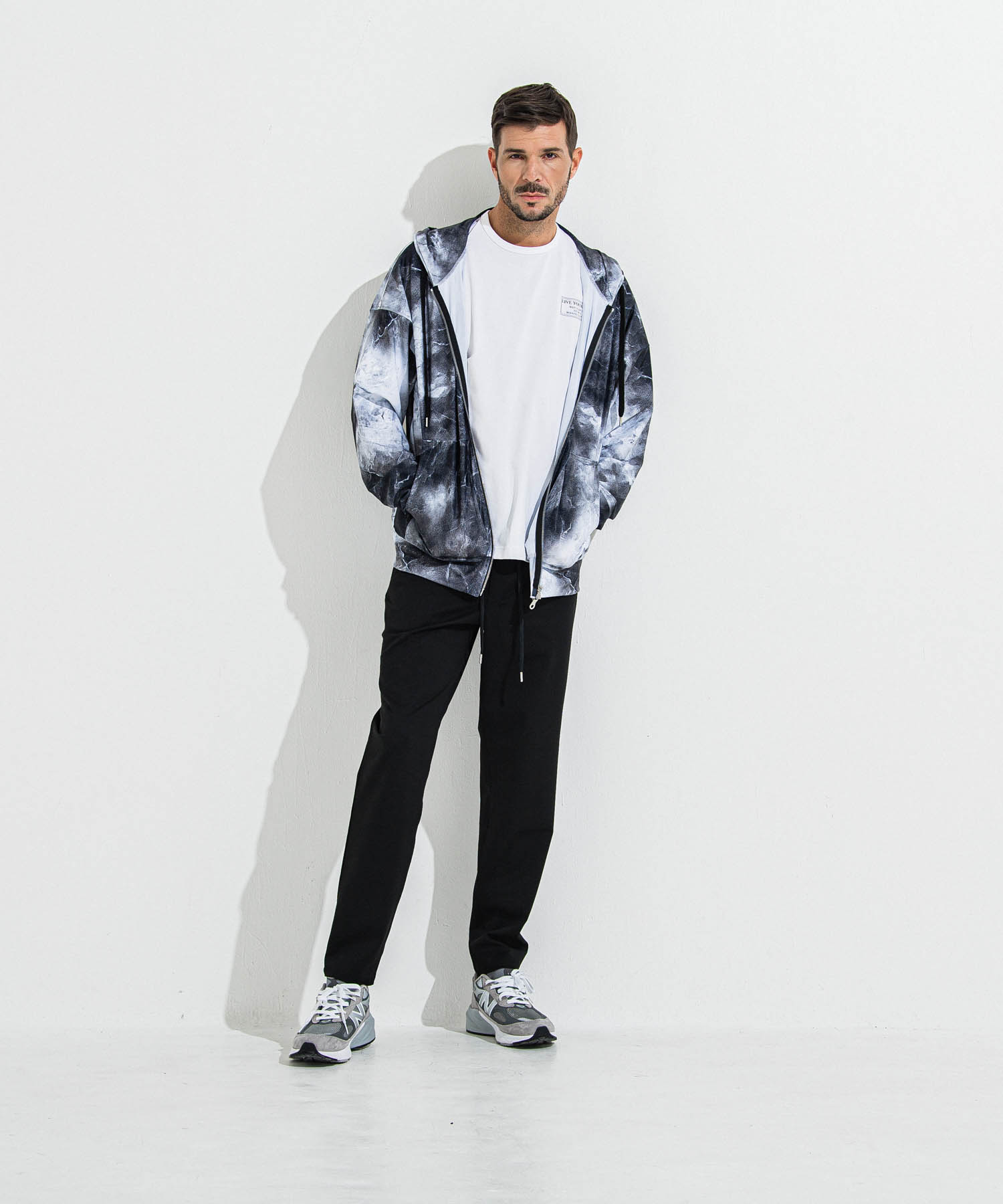 RUSH  OVER  ZIPUP　HOODIE