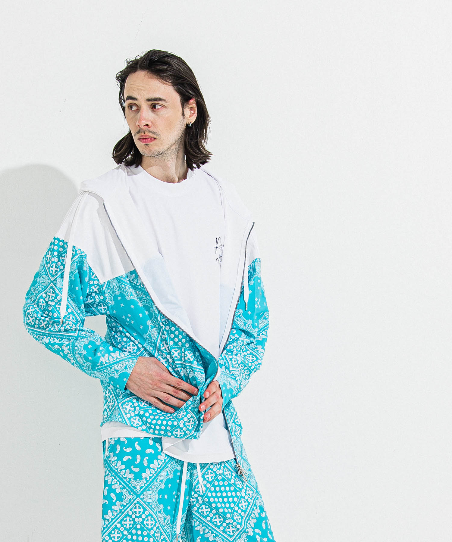 RUSH  OVER  ZIPUP　HOODIE