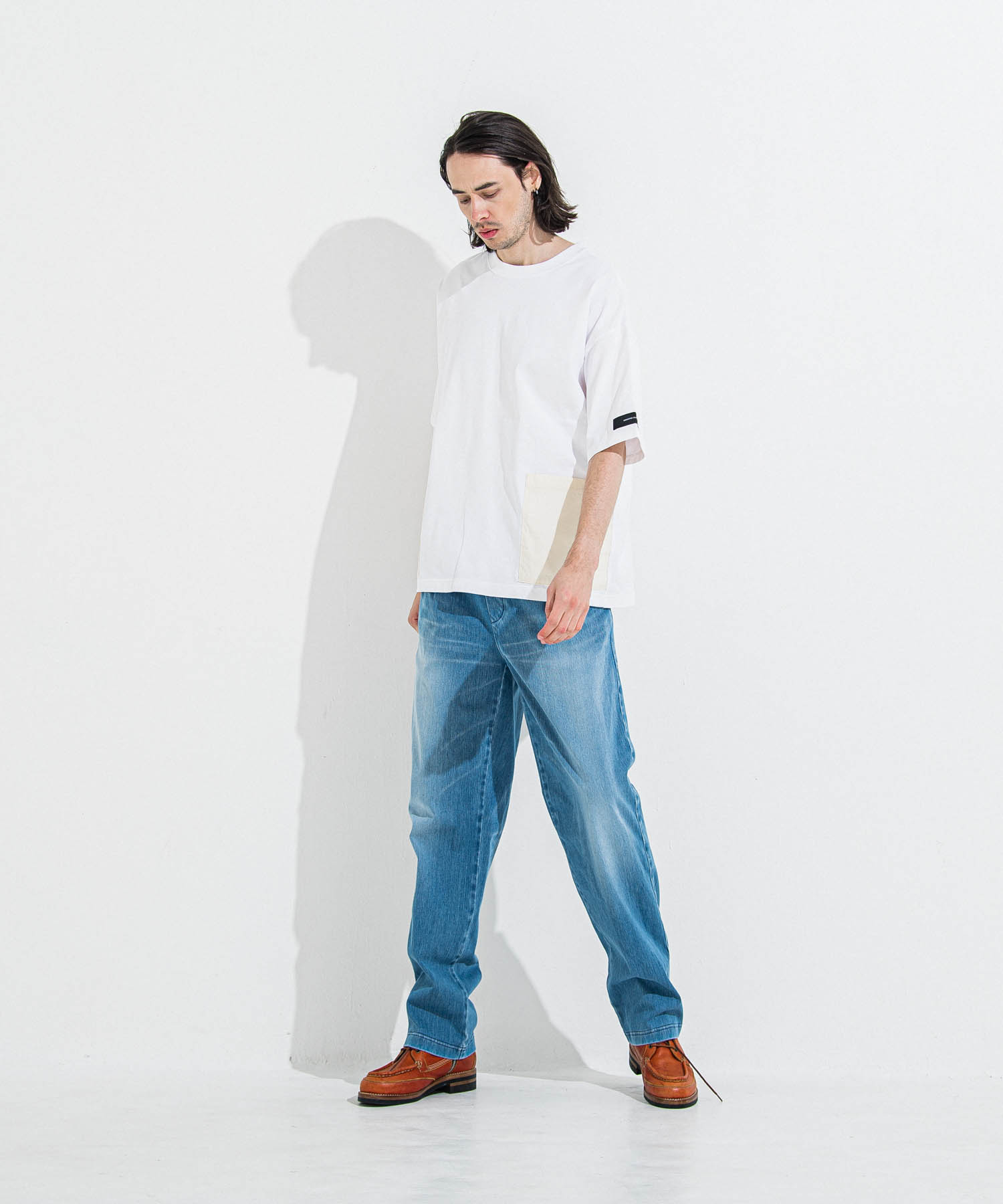 SIDE POCKET  OVER TEE