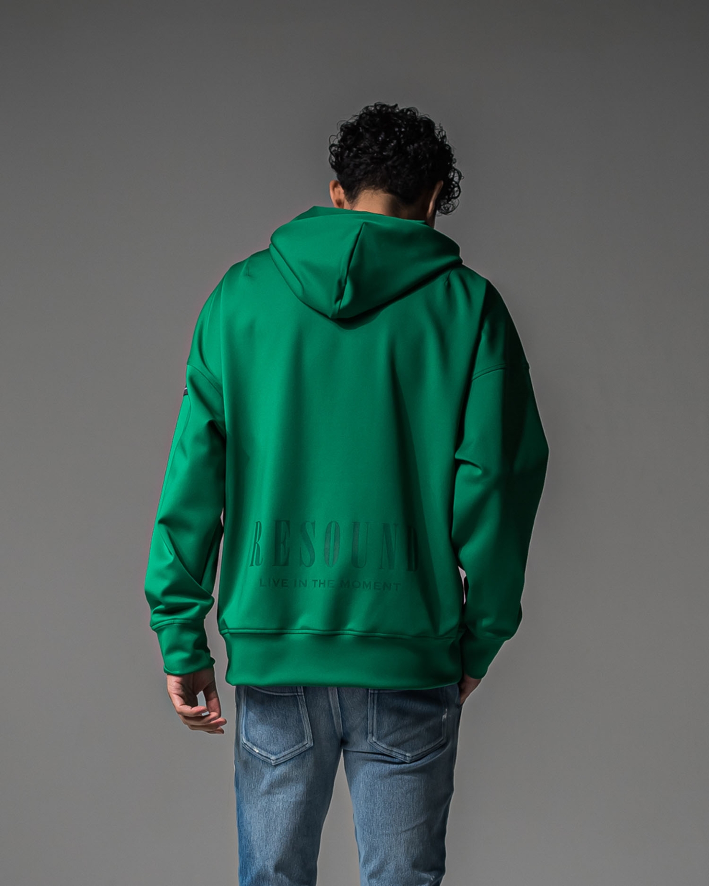 back id loose hoodie