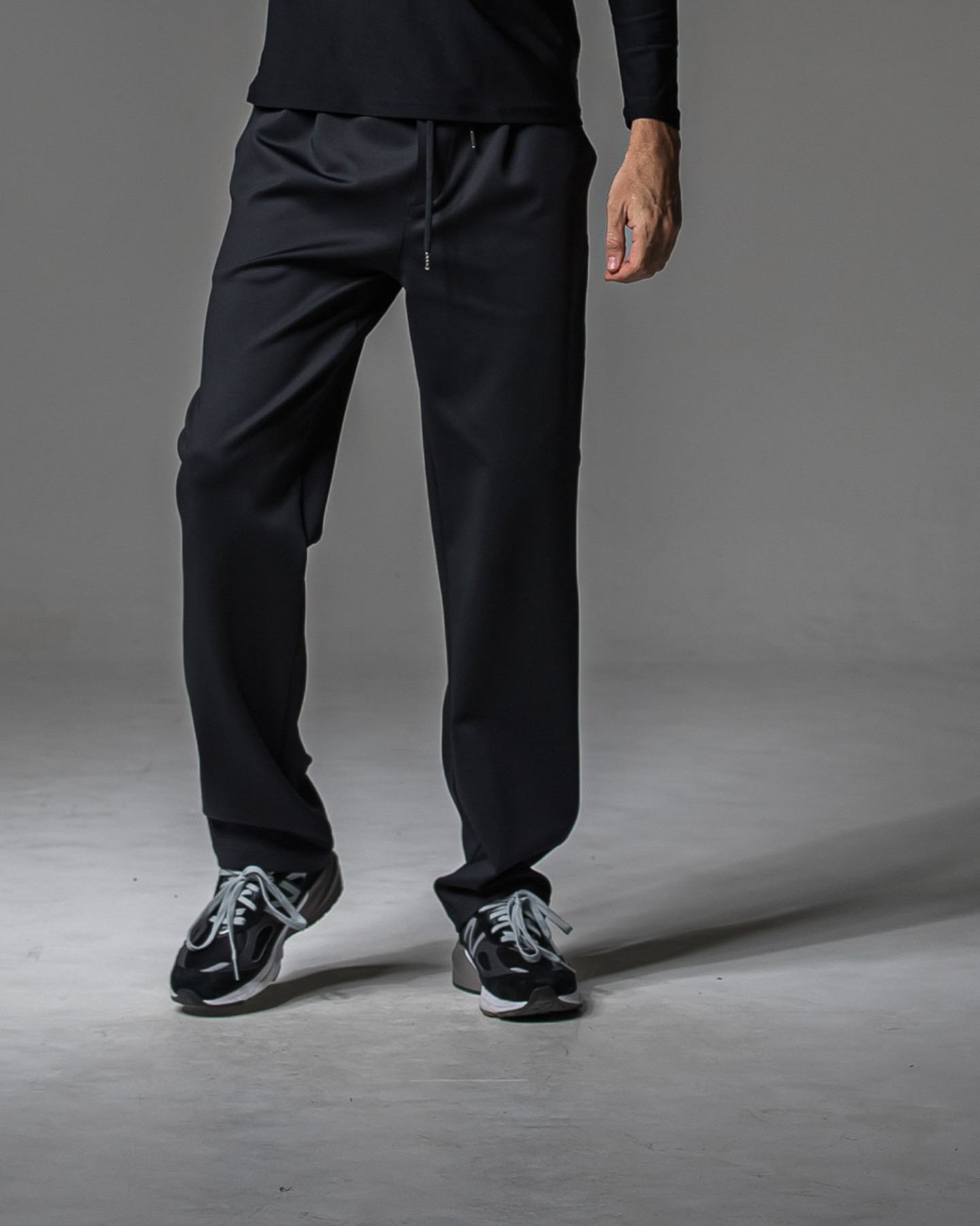 CHRIS　EASY WIDE TUCK PANTS