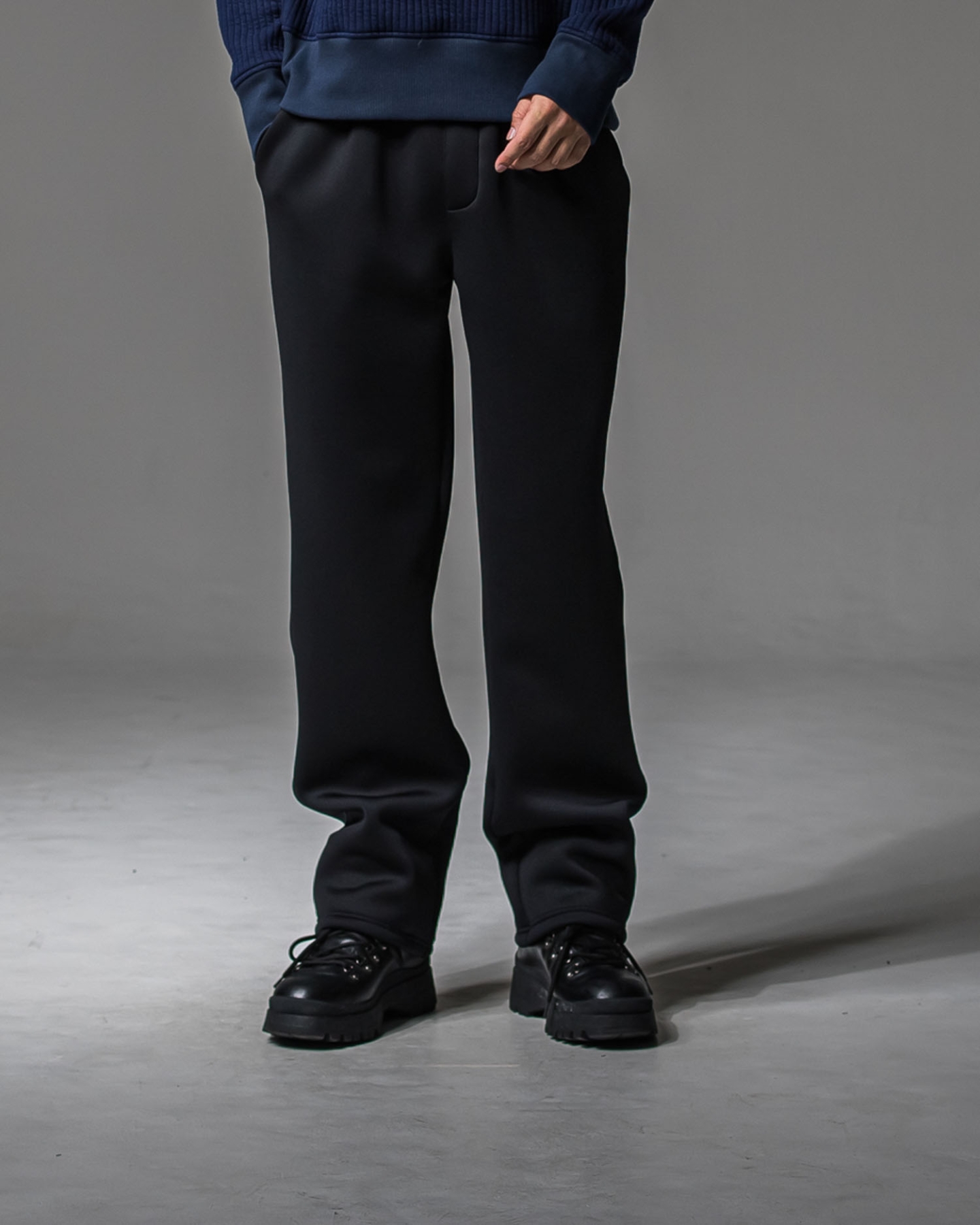 CHRIS　EASY WIDE TUCK PANTS
