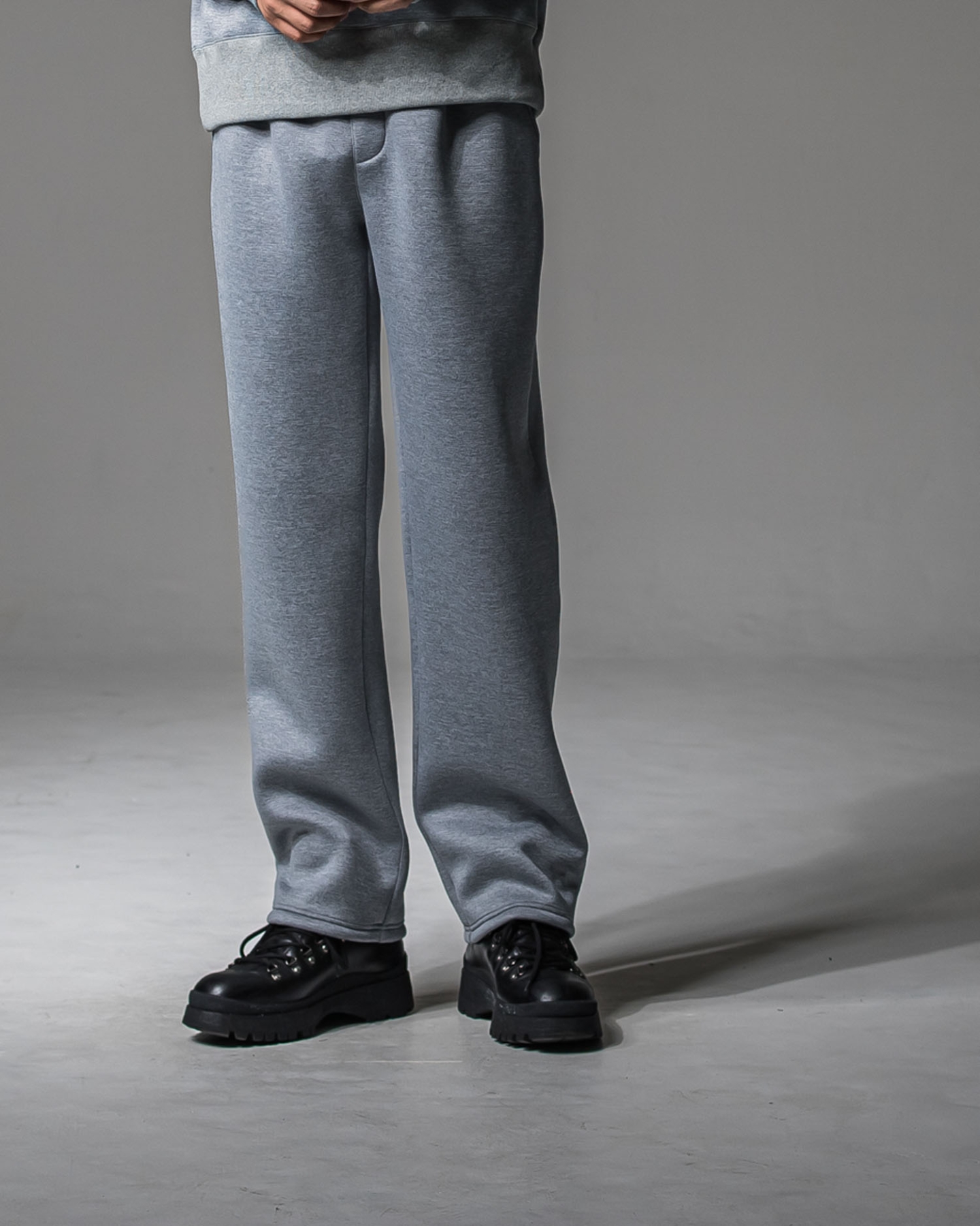 CHRIS　EASY WIDE TUCK PANTS