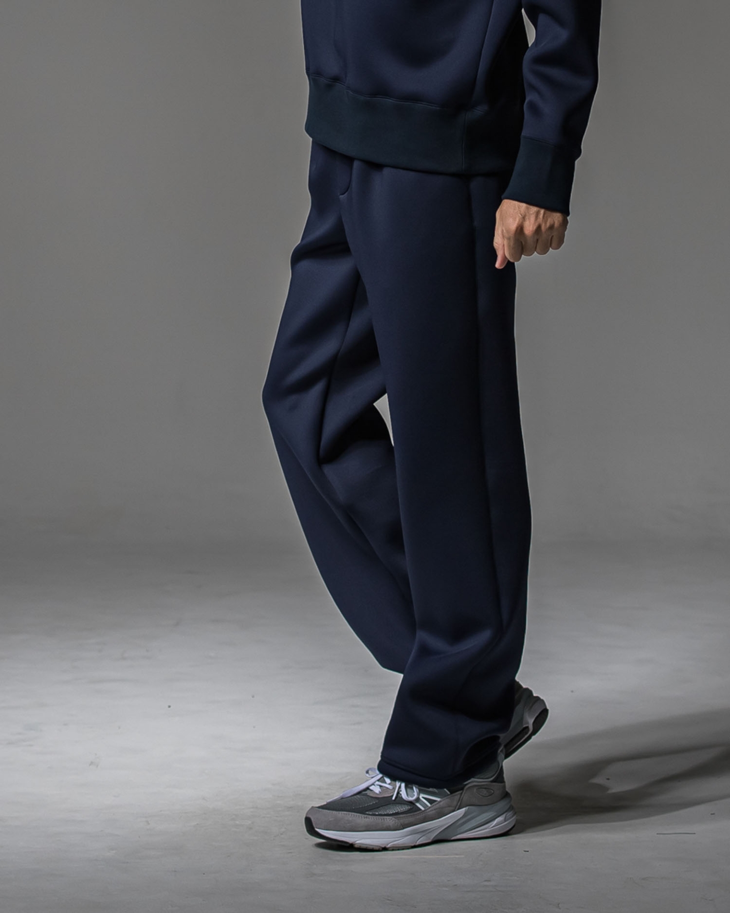 CHRIS　EASY WIDE TUCK PANTS