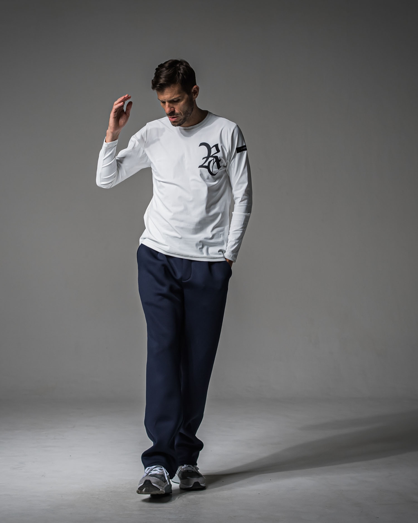 CHRIS　EASY WIDE TUCK PANTS