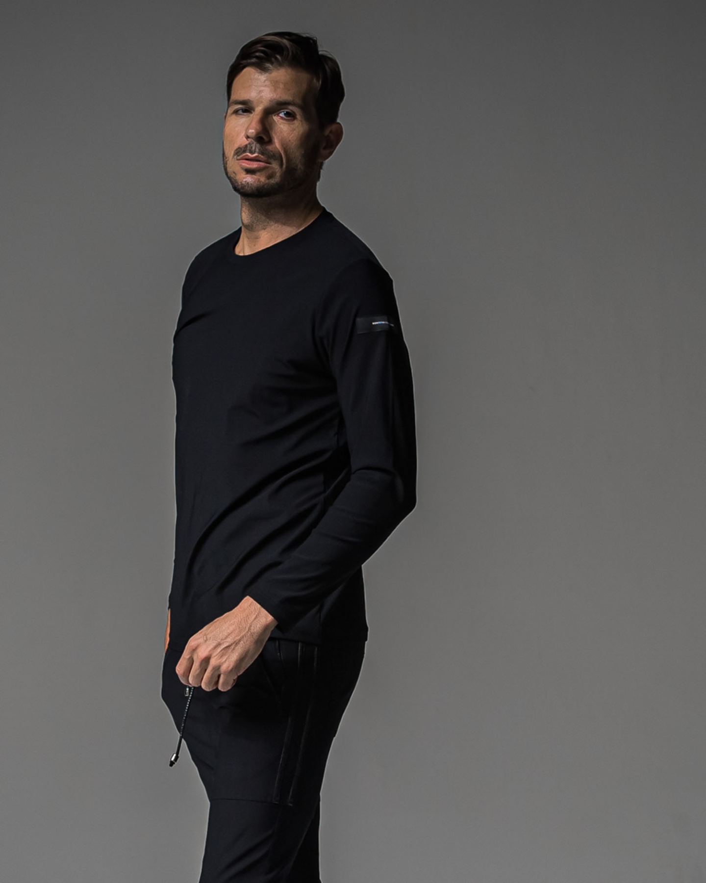 BACK PT nylon longsleave Tee