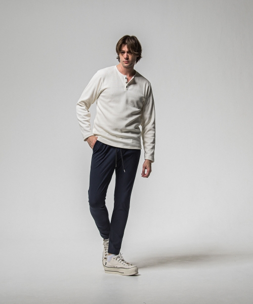 CHRIS　EASY HEAT TUCK PANTS