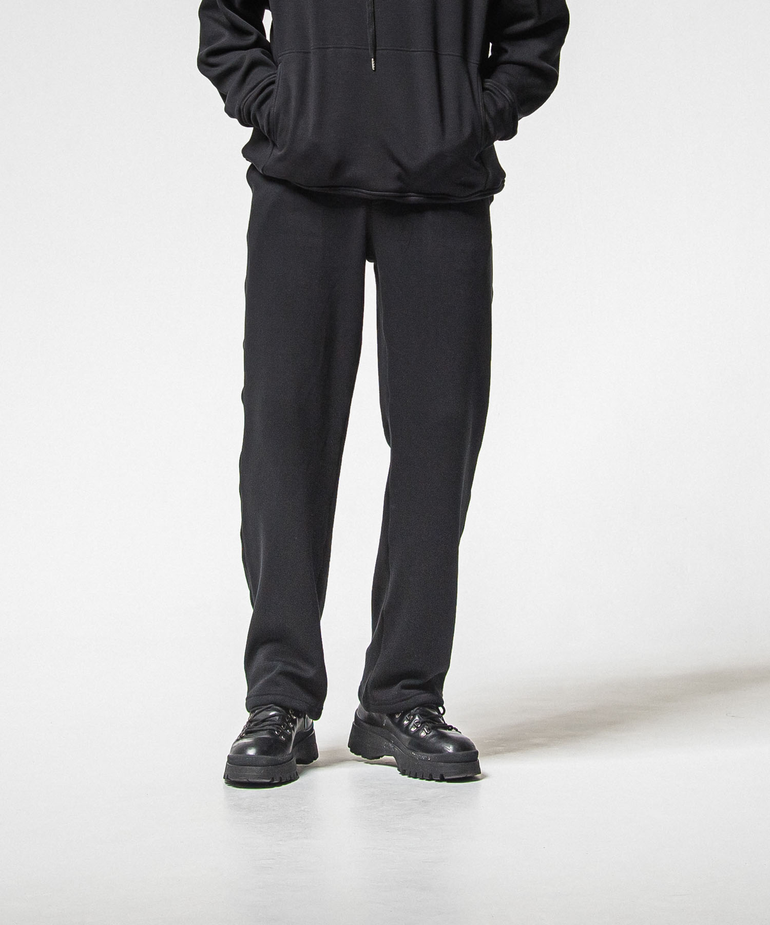  velours fleece　WIDE TUCK PANTS