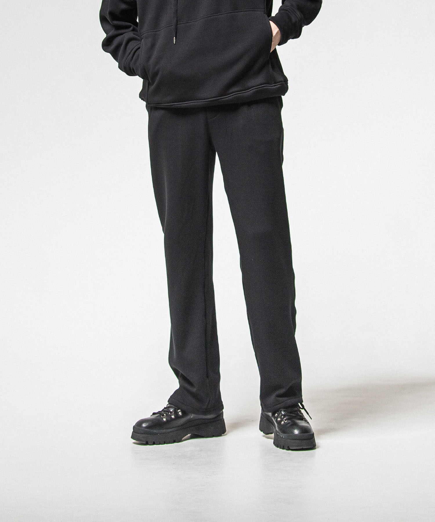   velours fleece　WIDE TUCK PANTS