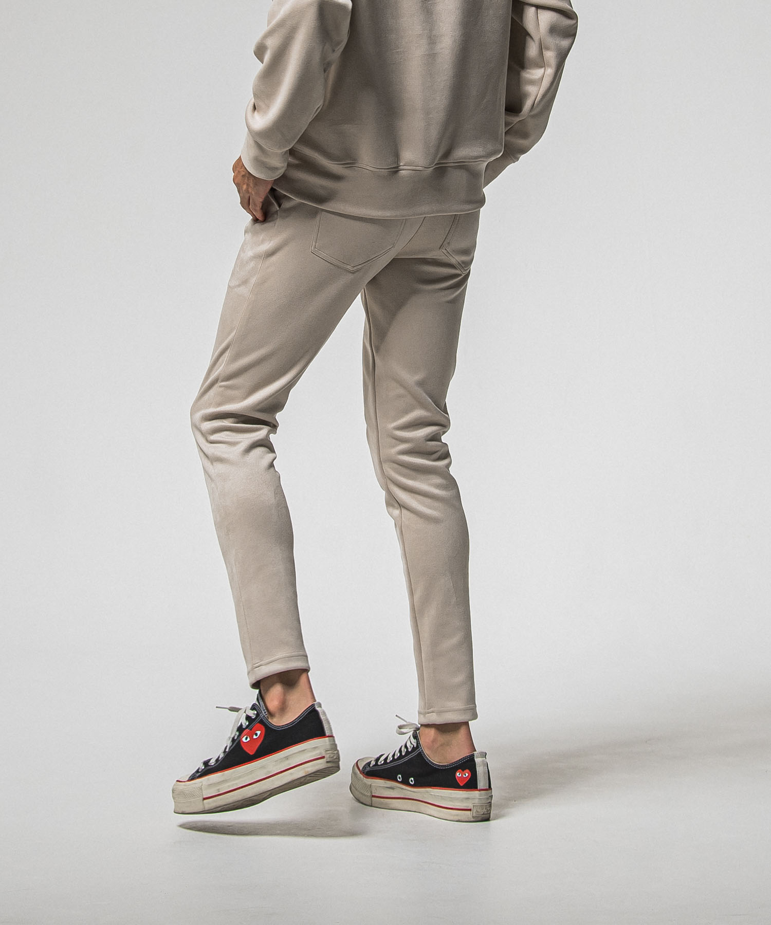 CHRIS　EASY suede TUCK PANTS