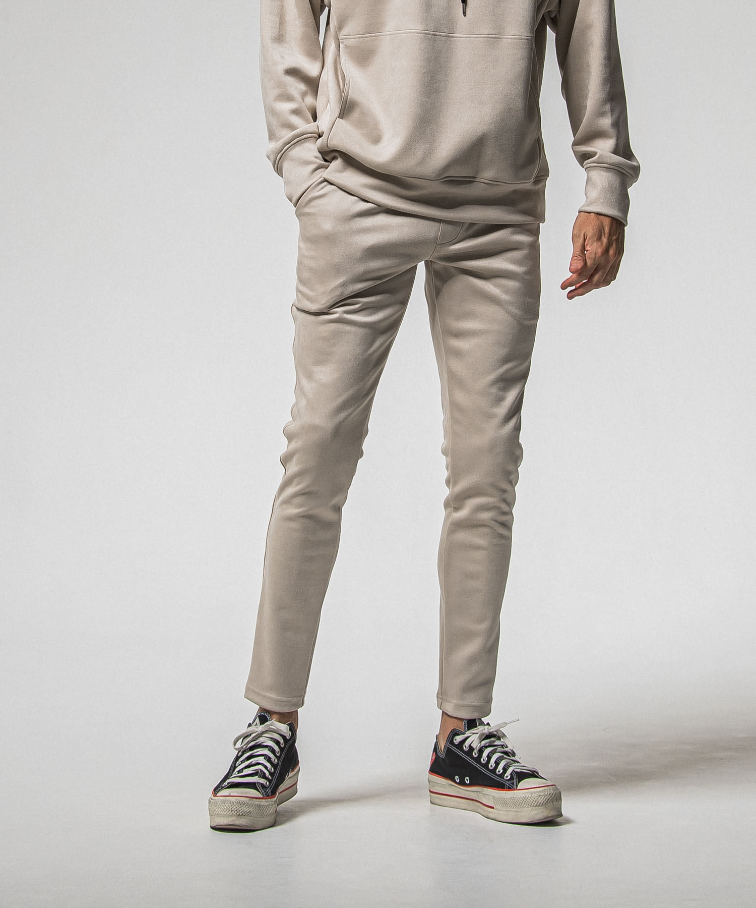 CHRIS　EASY suede TUCK PANTS