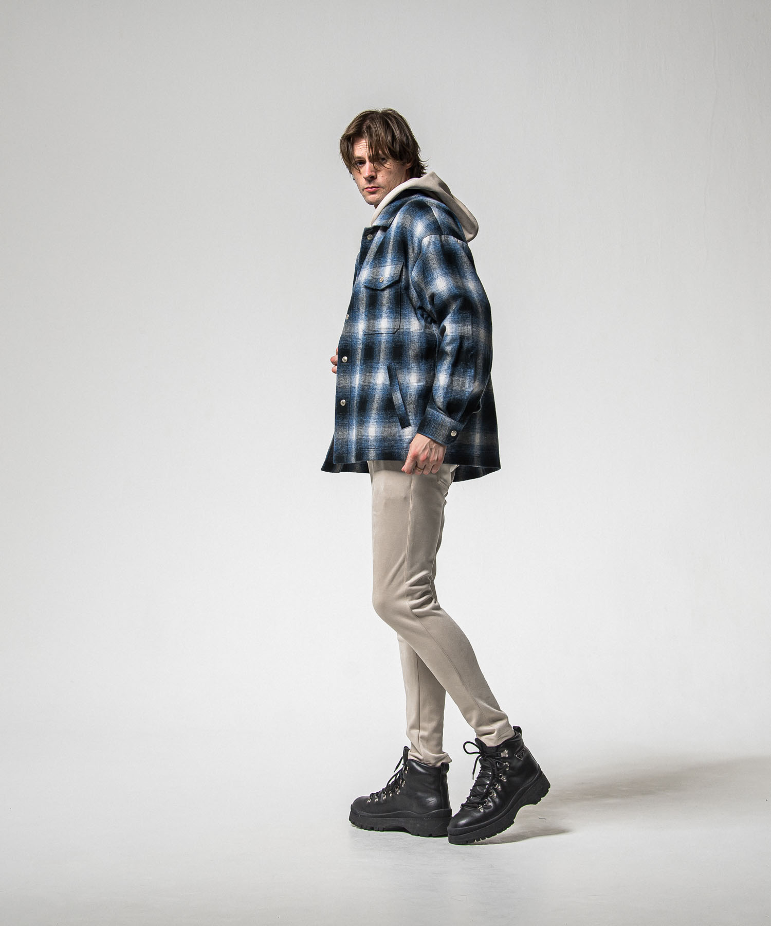 CHRIS　EASY suede TUCK PANTS