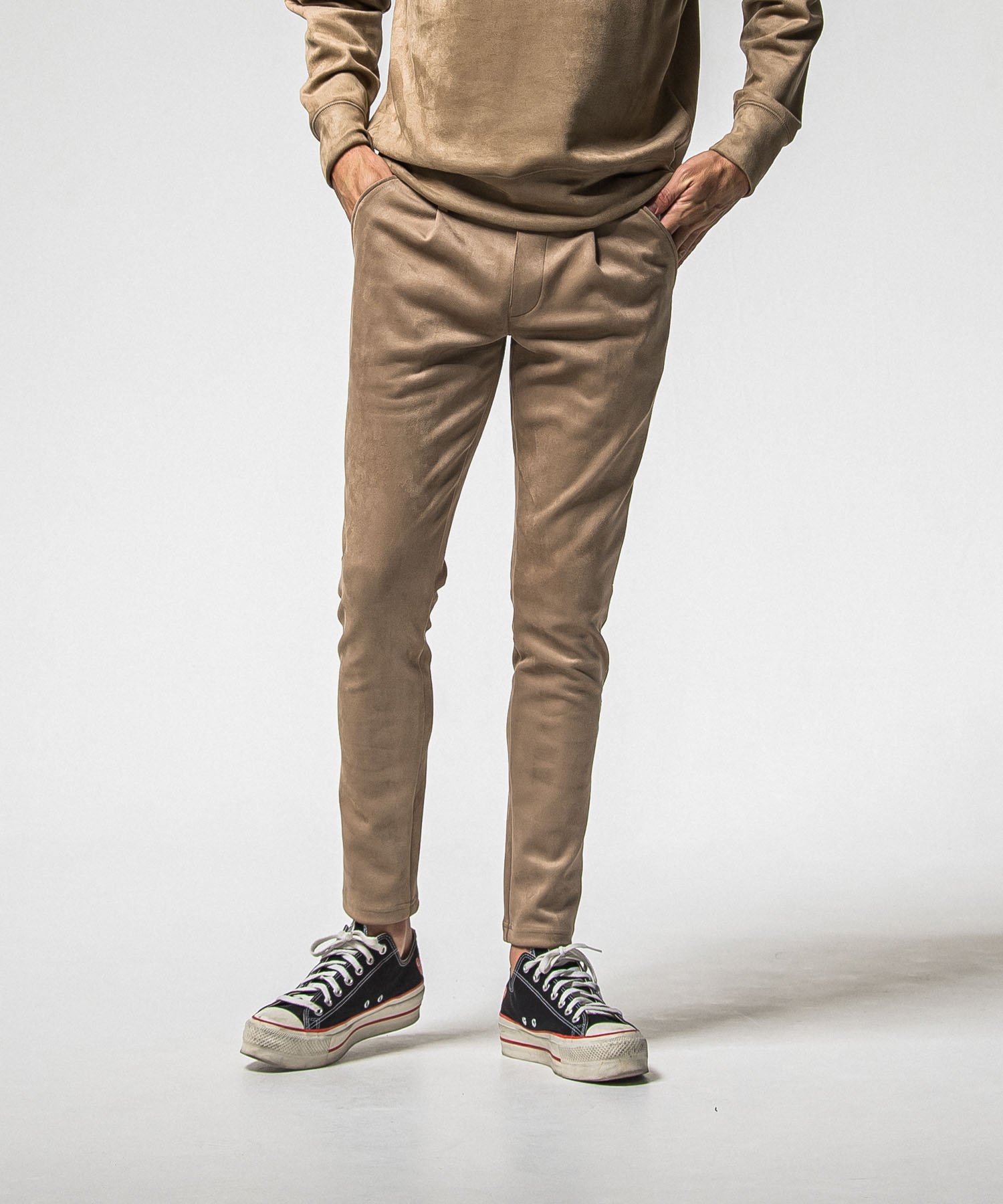 CHRIS　EASY suede TUCK PANTS