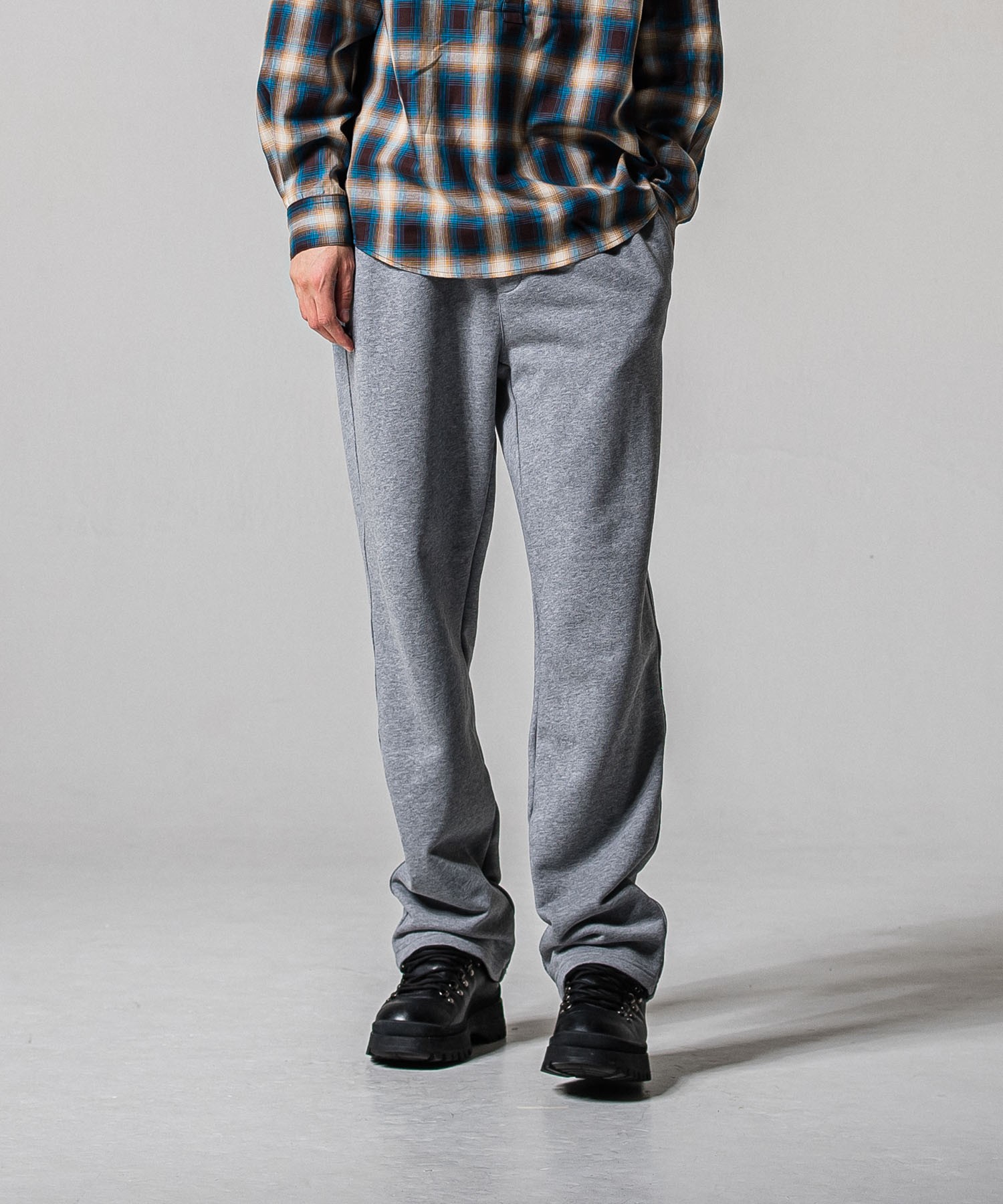 HF URAKE WIDE TUCK PANTS