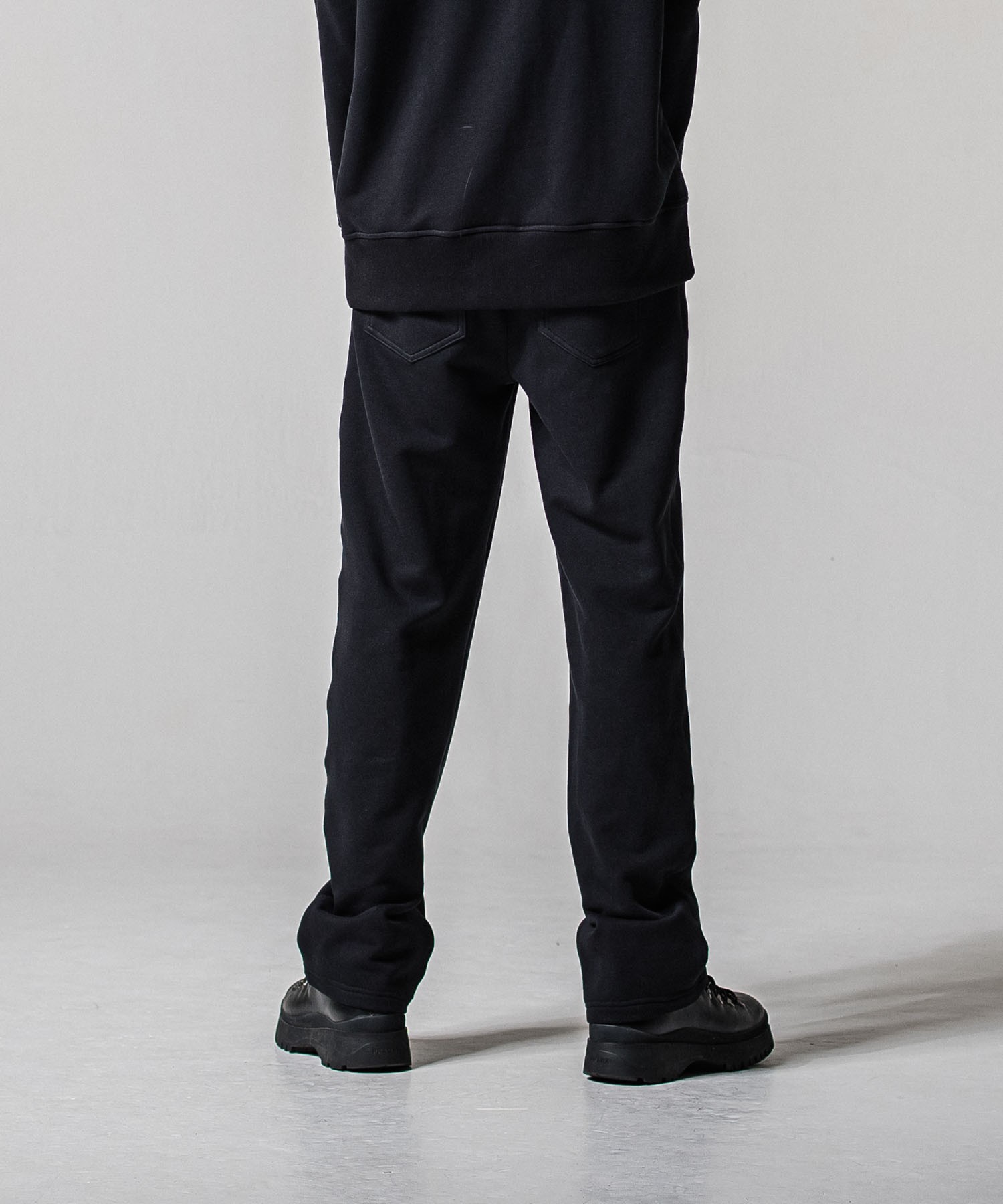 HF URAKE WIDE TUCK PANTS