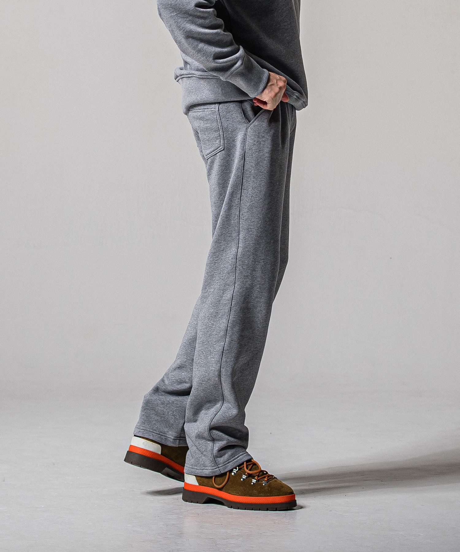 HF URAKE WIDE TUCK PANTS