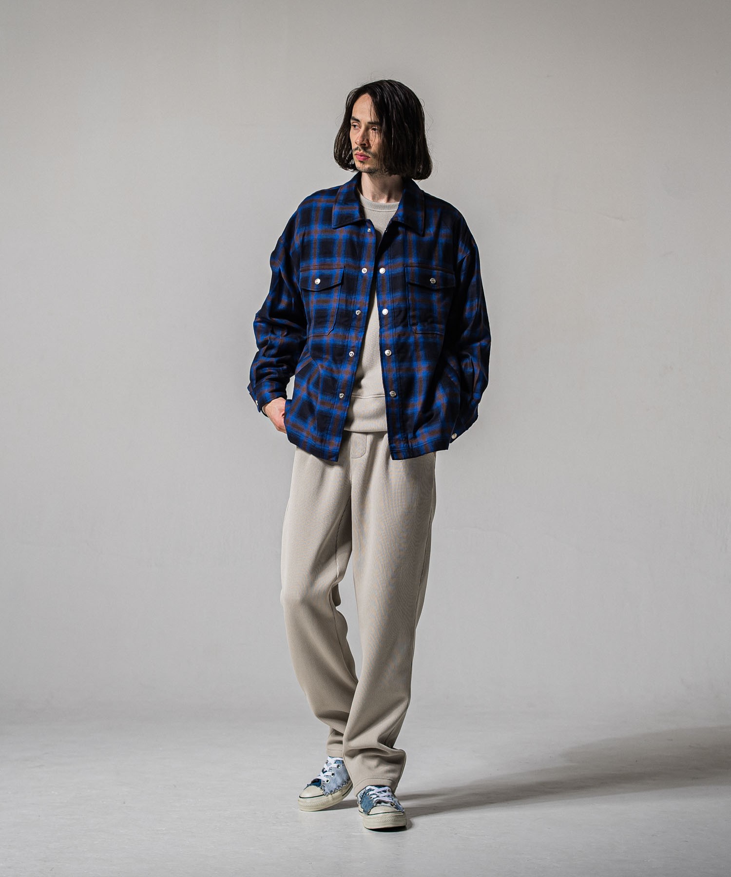 AZE  WIDE TUCK PANTS