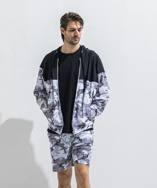 RUSH  OVER  ZIPUP　HOODIE