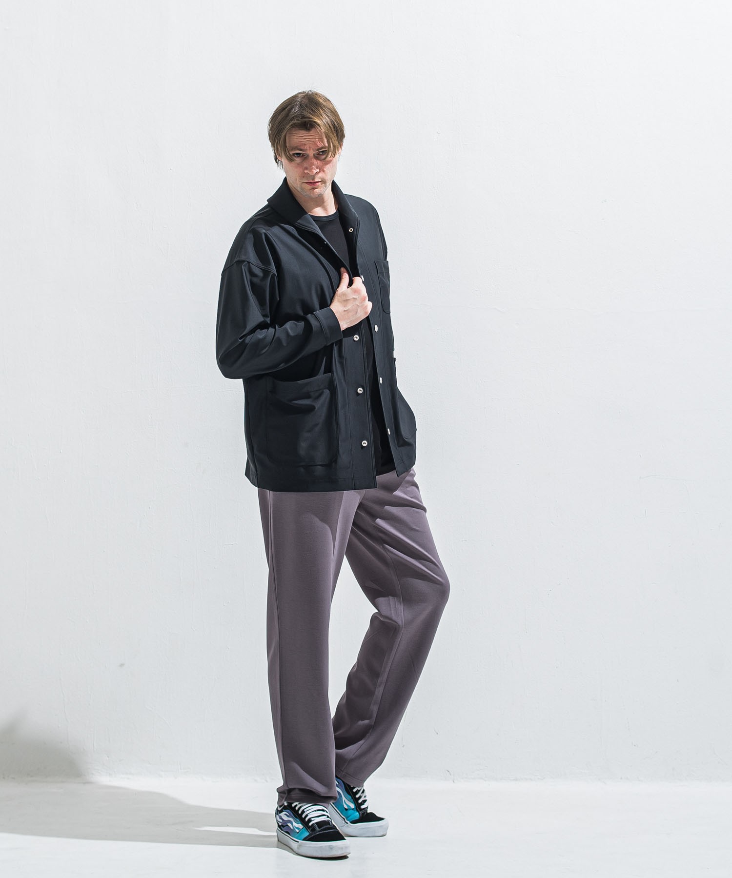 SEMI WIDE TUCK PANTS