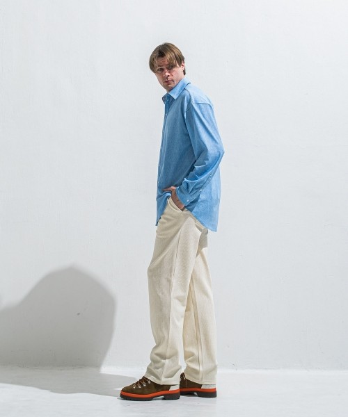 SEMI WIDE TUCK PANTS