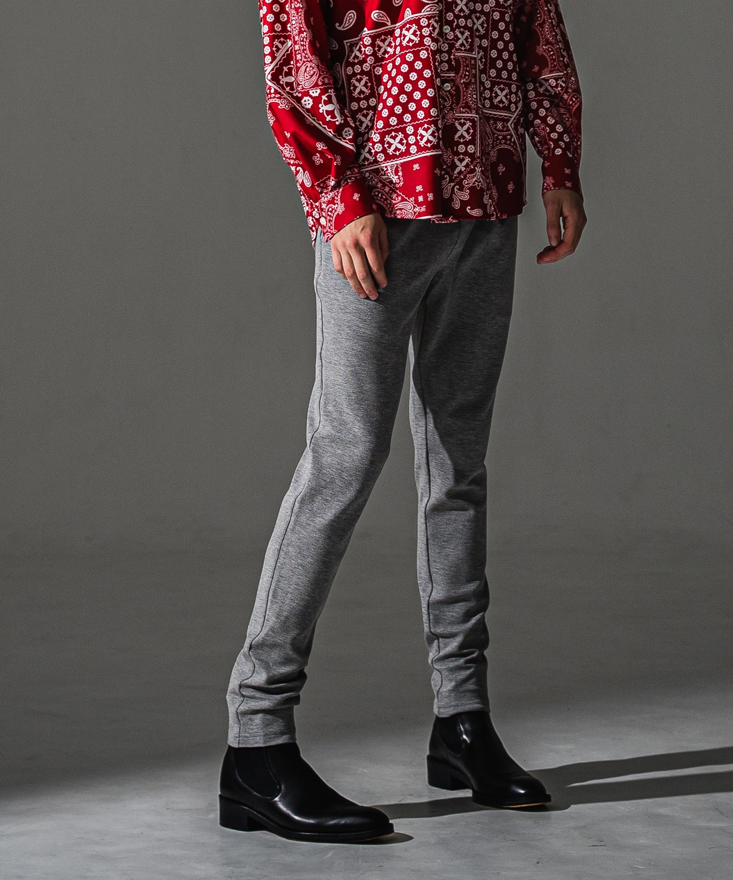 CHRIS　EASY  blister 　TUCK PANTS