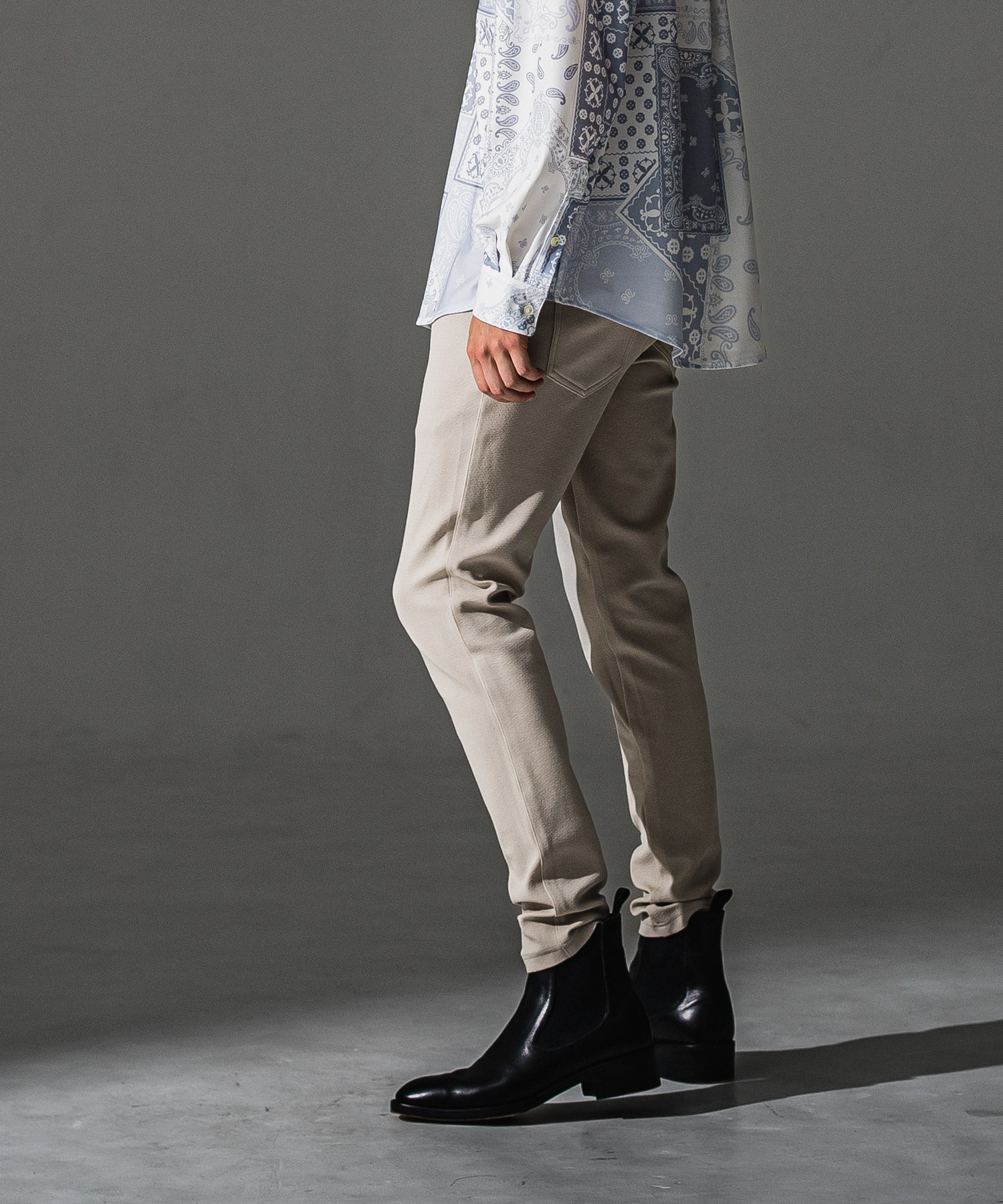 CHRIS　EASY  blister 　TUCK PANTS