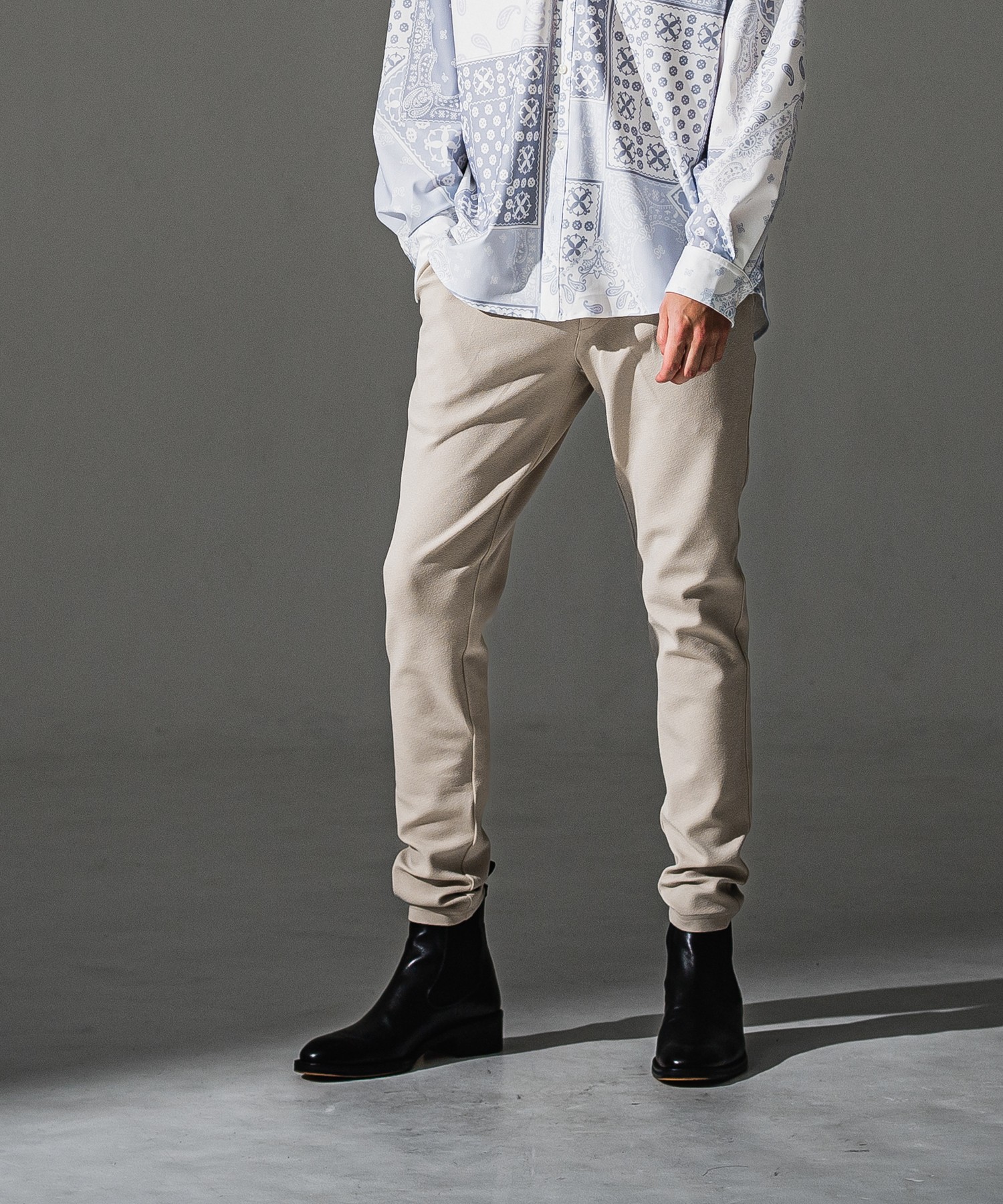 CHRIS　EASY  blister 　TUCK PANTS