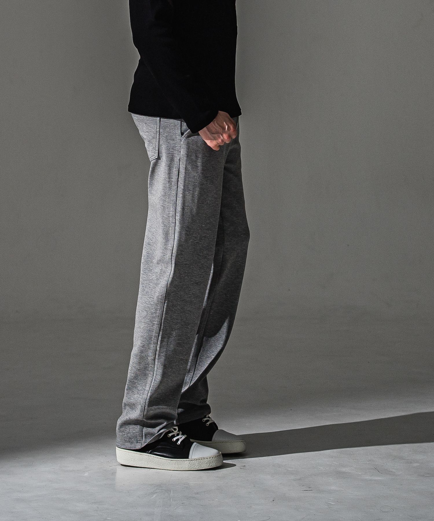 CHRIS　EASY WIDE TUCK PANTS