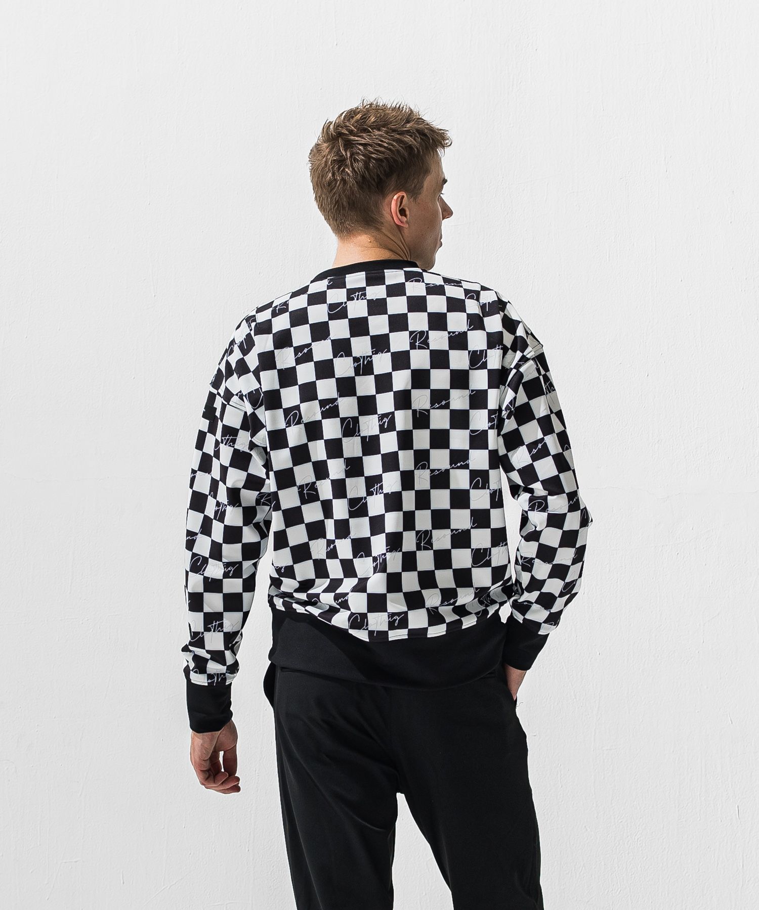 checker back fleece trainer