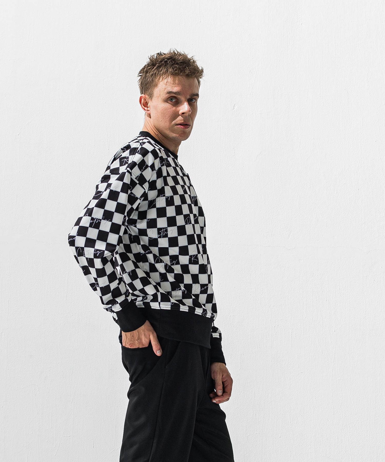 checker back fleece trainer
