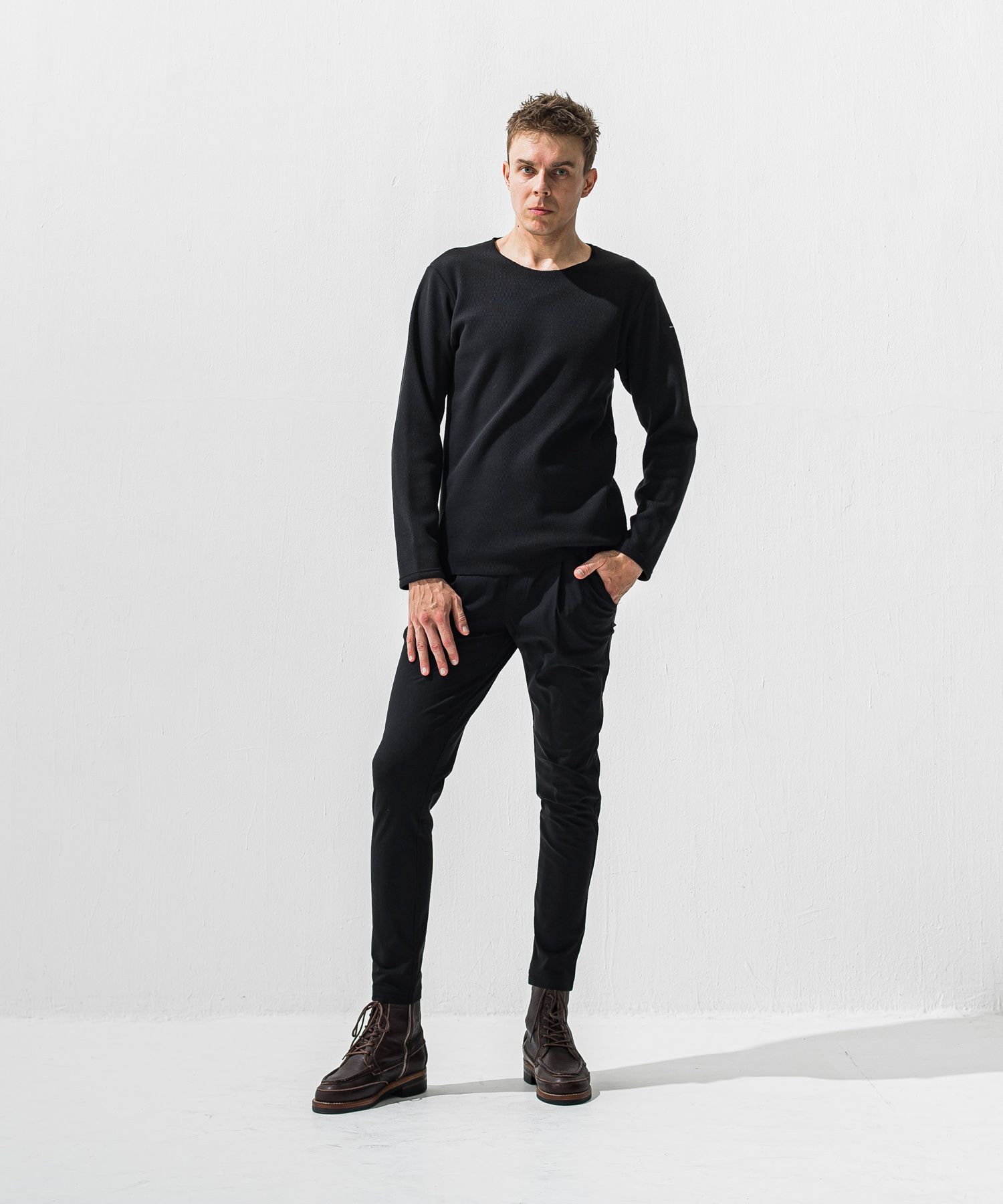 CHRIS　EASY HEAT TUCK PANTS
