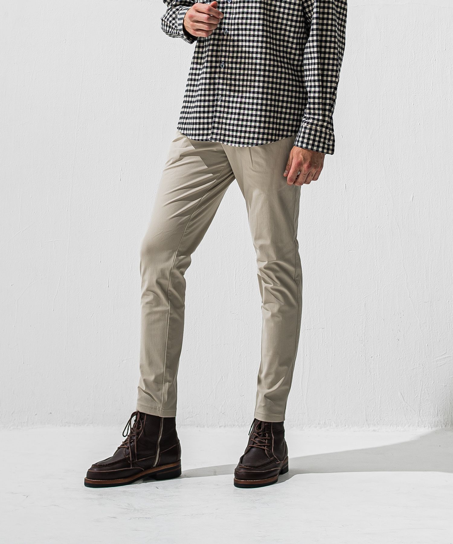 CHRIS　EASY HEAT TUCK PANTS