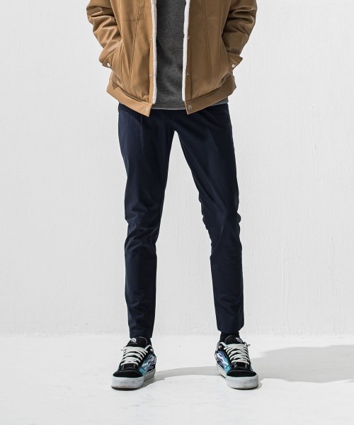 CHRIS　EASY HEAT TUCK PANTS