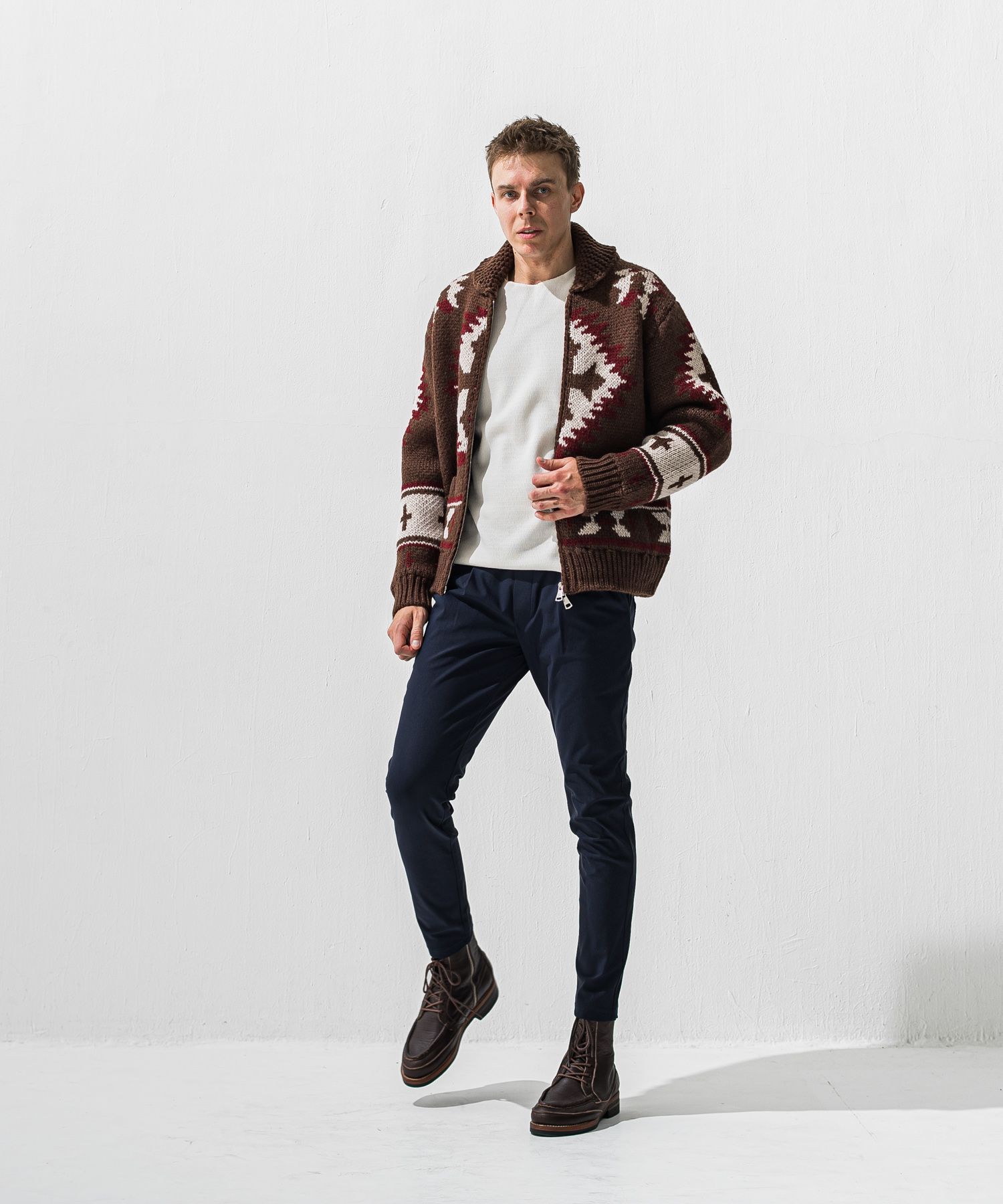 CHRIS　EASY HEAT TUCK PANTS