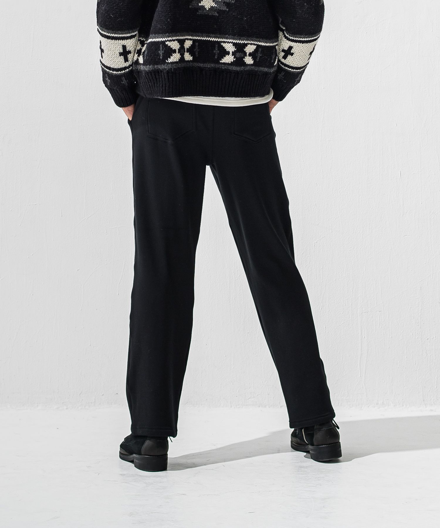   velours fleece　WIDE TUCK PANTS