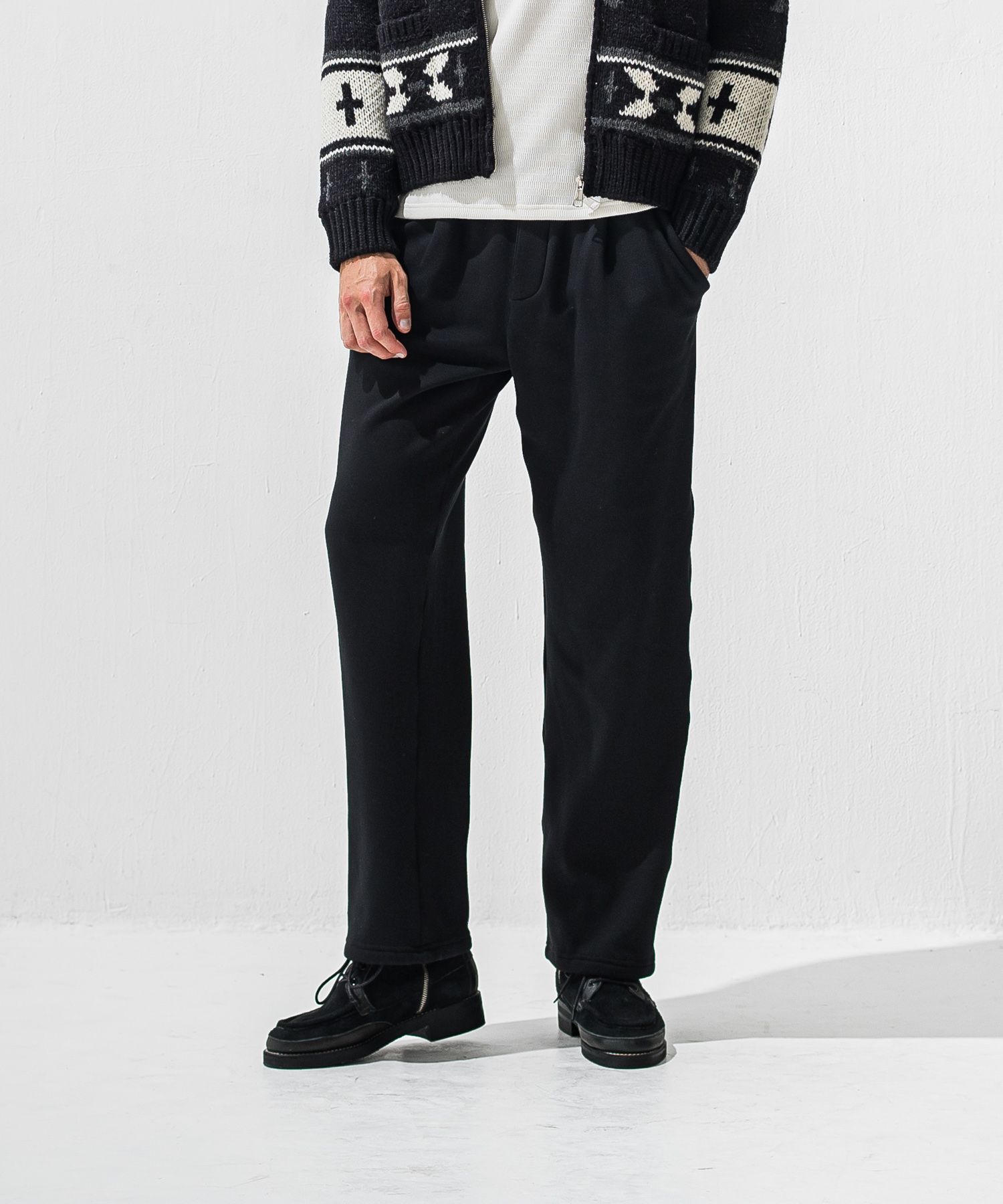   velours fleece　WIDE TUCK PANTS