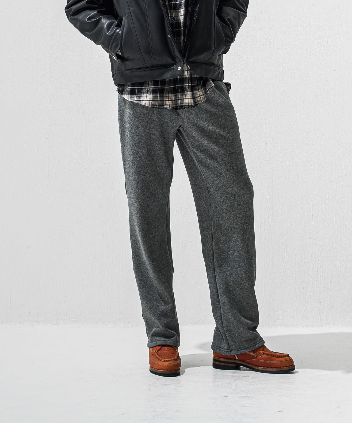   velours fleece　WIDE TUCK PANTS