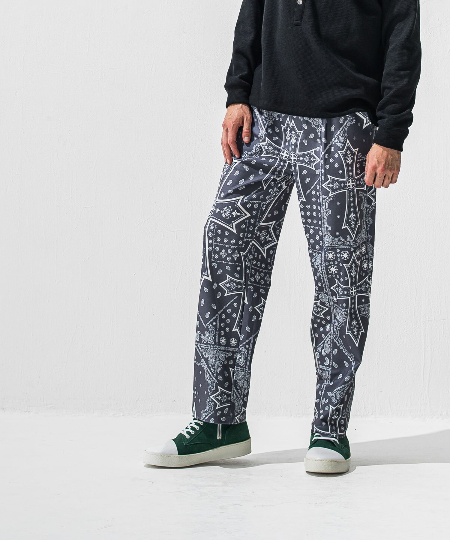 CHRIS　EASY  WIDE TUCK PANTS