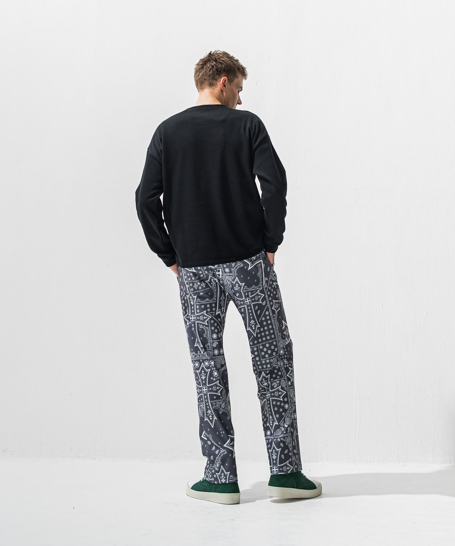 CHRIS　EASY  WIDE TUCK PANTS