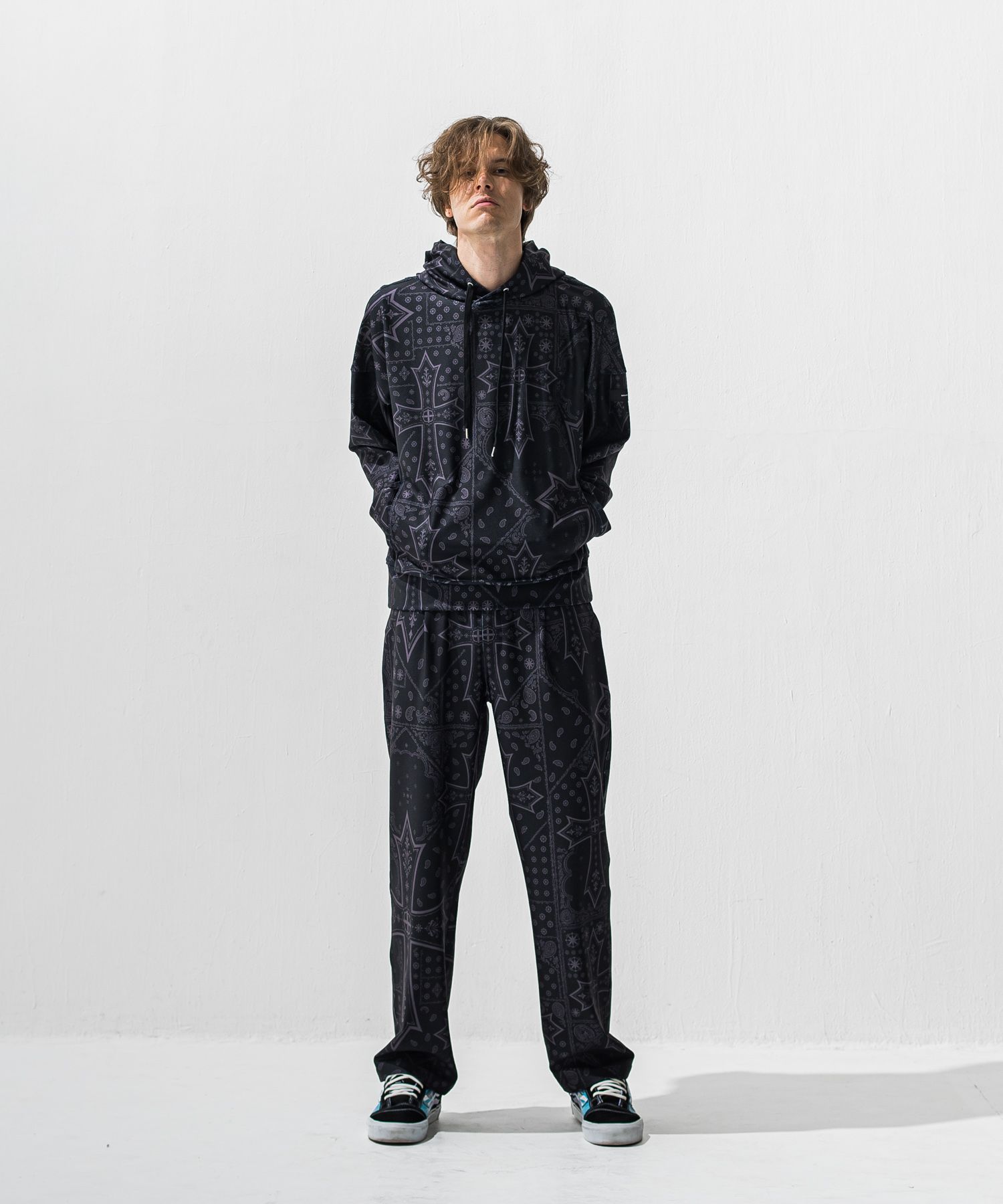 CHRIS　EASY  WIDE TUCK PANTS