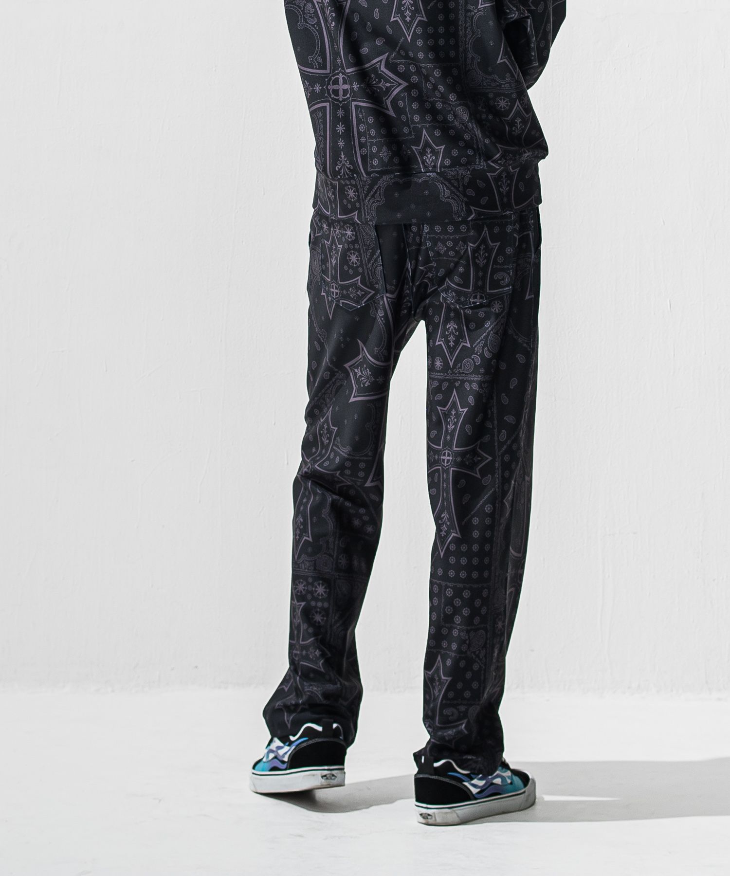 CHRIS　EASY  WIDE TUCK PANTS