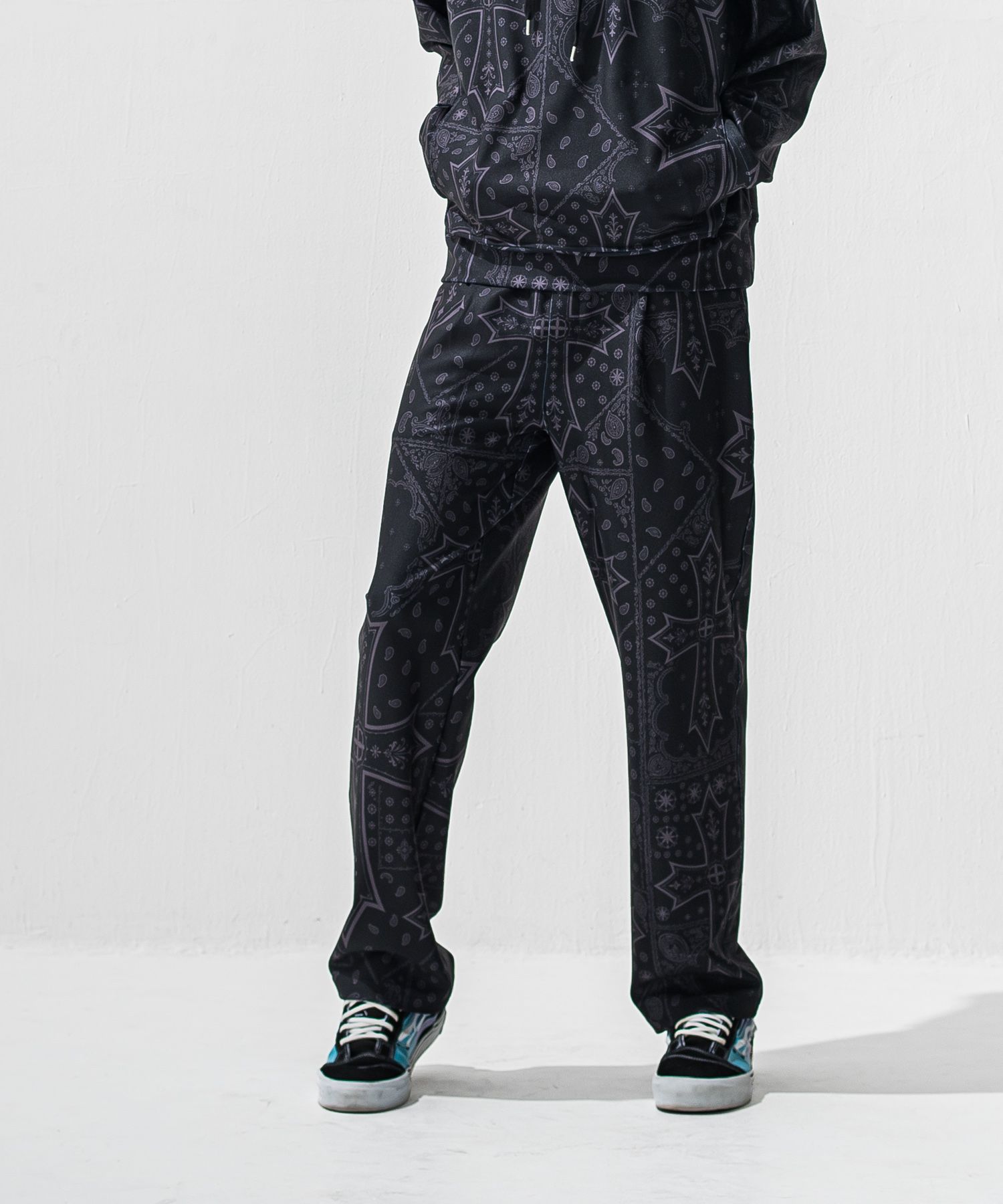 CHRIS　EASY  WIDE TUCK PANTS