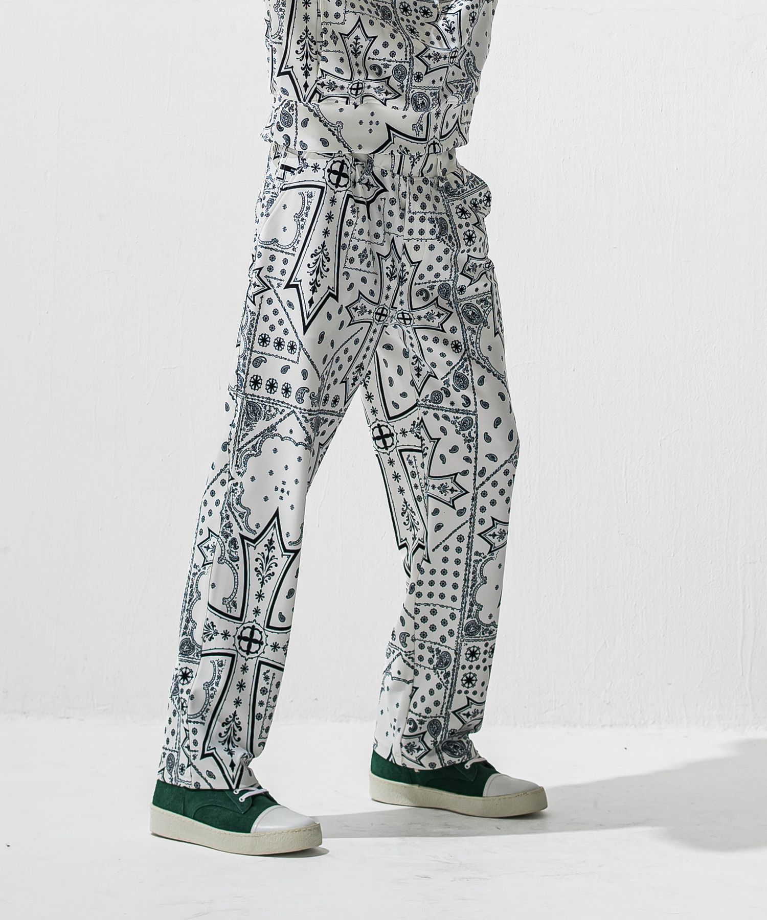 CHRIS　EASY  WIDE TUCK PANTS