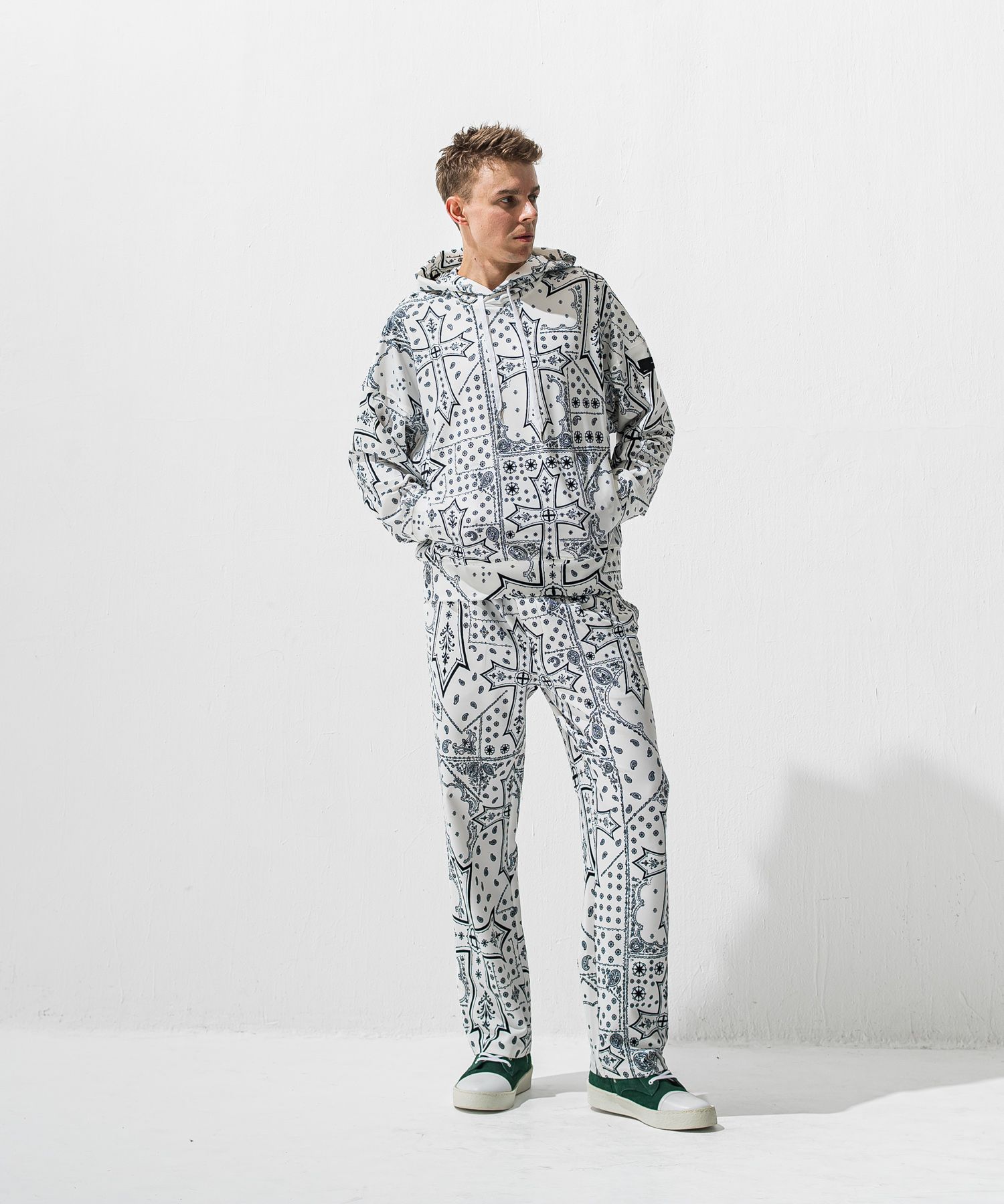 CHRIS　EASY  WIDE TUCK PANTS